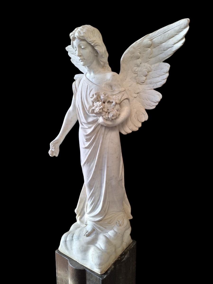 A white marble angel.