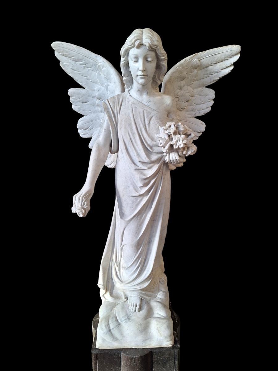 A white marble angel.