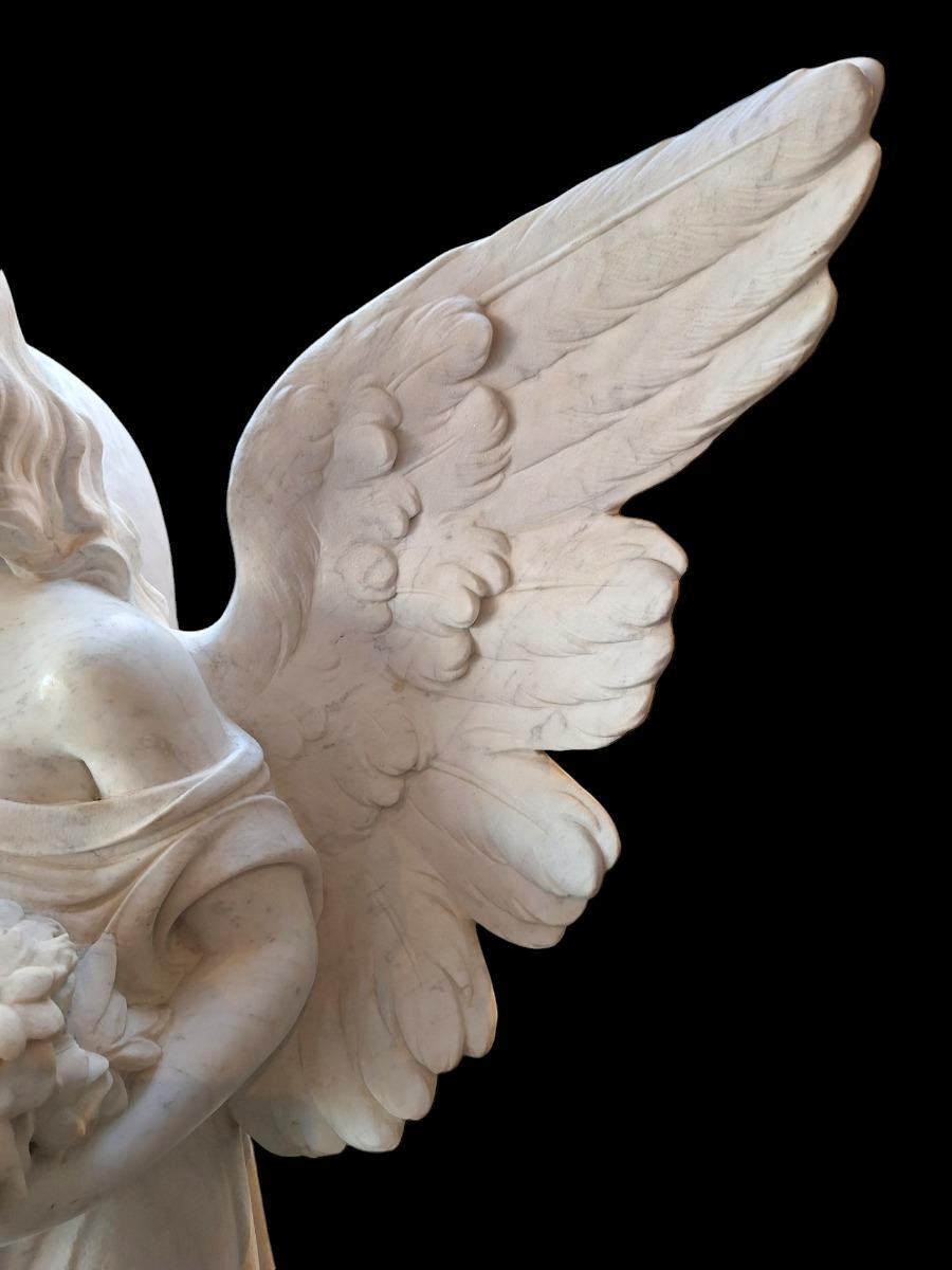 A white marble angel.