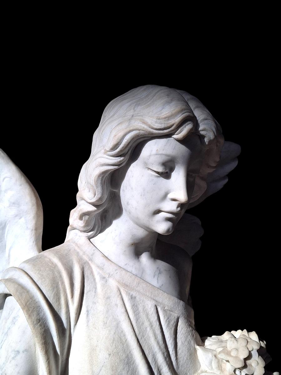 A white marble angel.