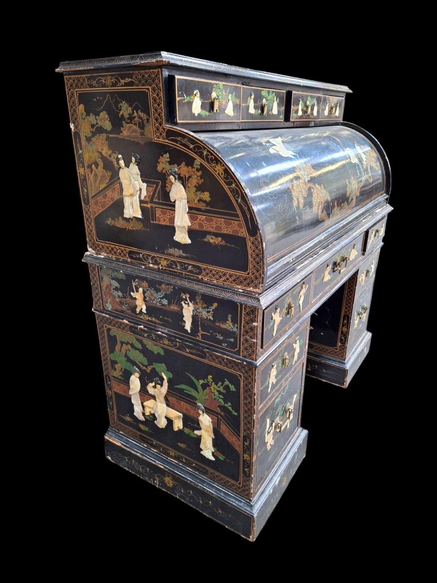 Chinese lacquered cylinder bureau