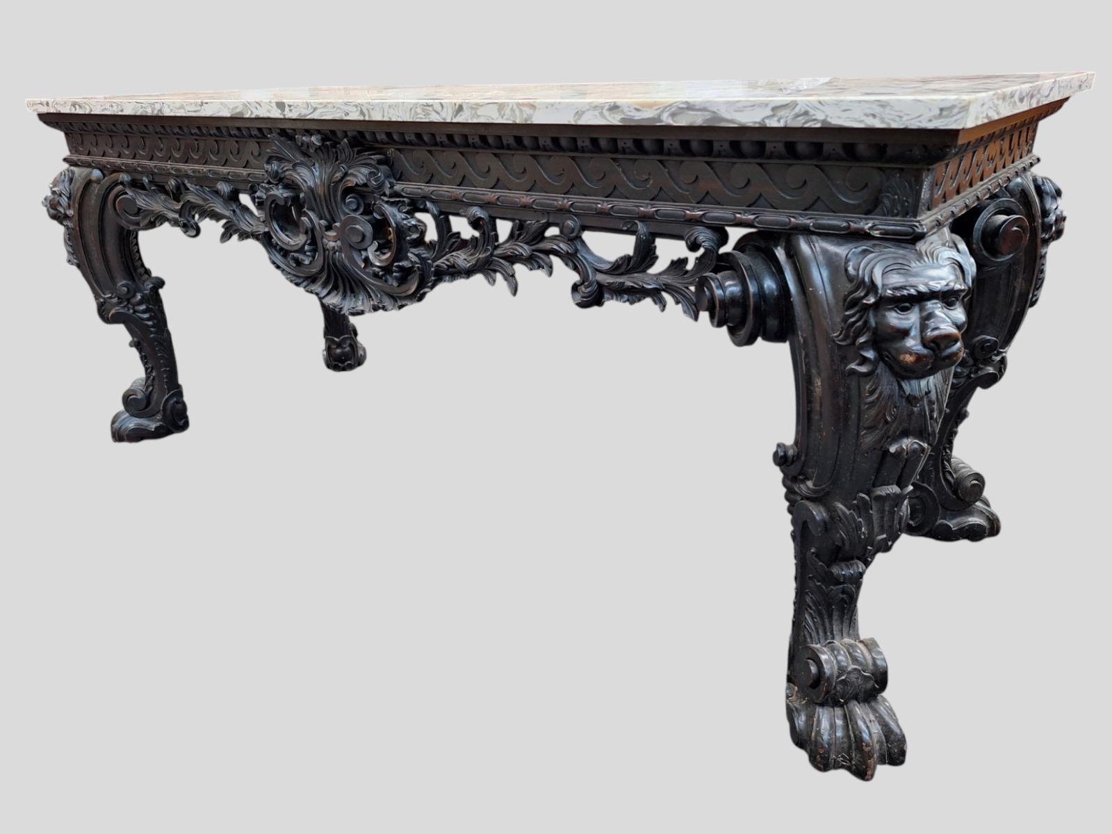 Exceptional and richly carved Console table 