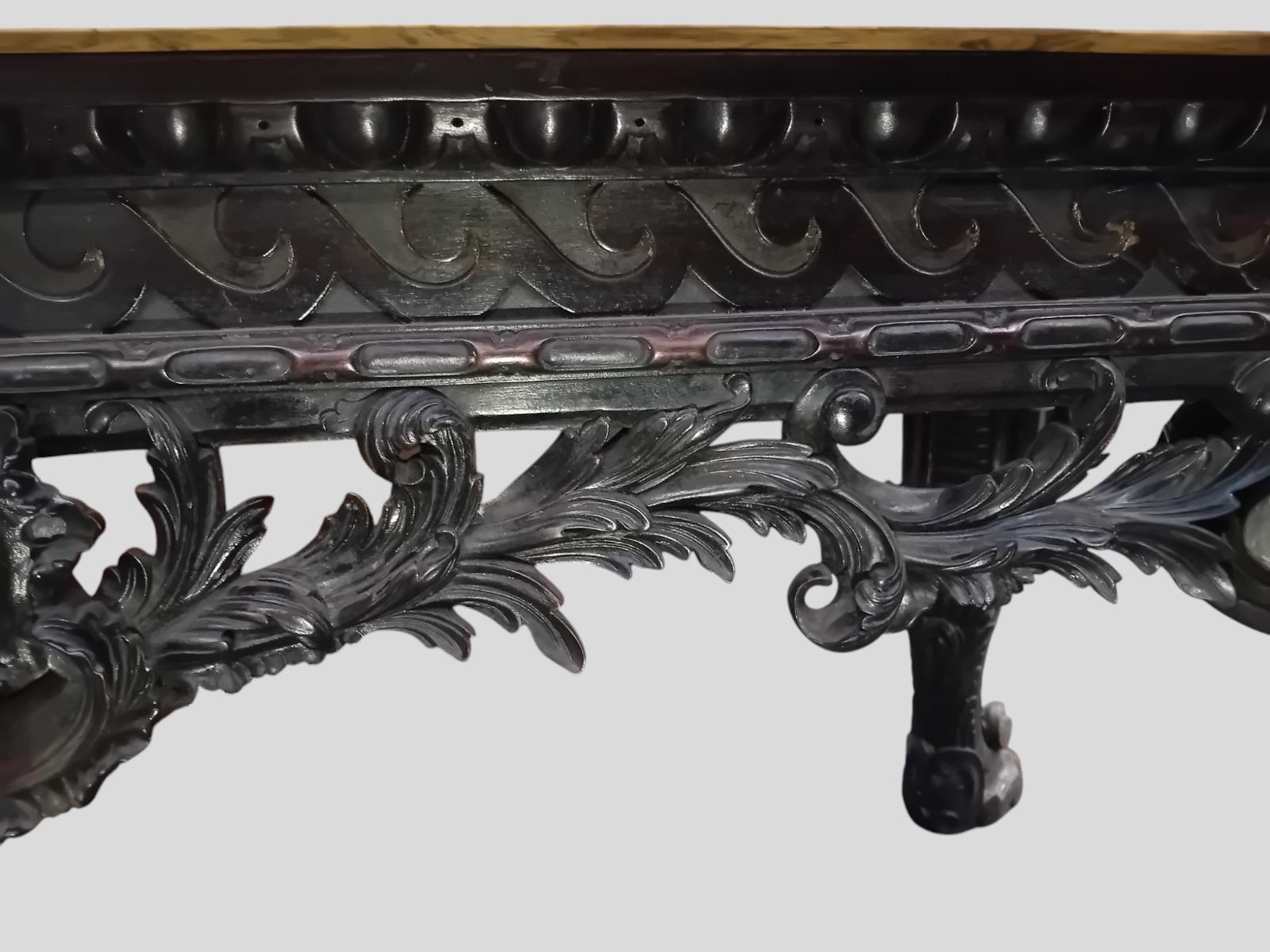 Exceptional and richly carved Console table 