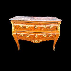 LOUIS XV style commode