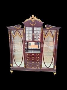 TOP quality mahogany display cabinet .